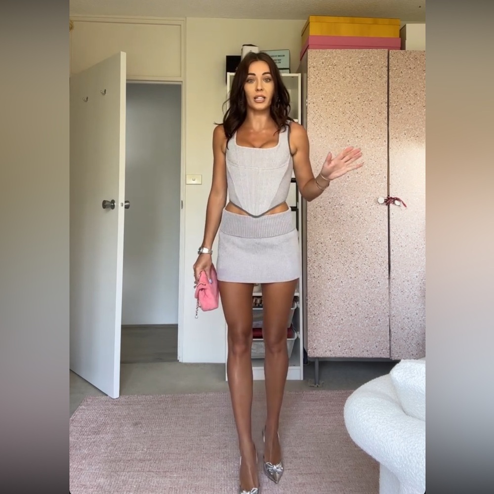 With Jéan Emilia Mini Skirt Grey Size XL NWT